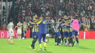 Central viene de ganar ekl clásico y este jueves buscará ante Huracán volver a ganar.