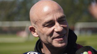 El Gallego Sebastián Méndez, DT de Newells.