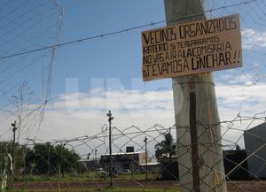 Un cartel que amenaza a los ladrones desata la polémica