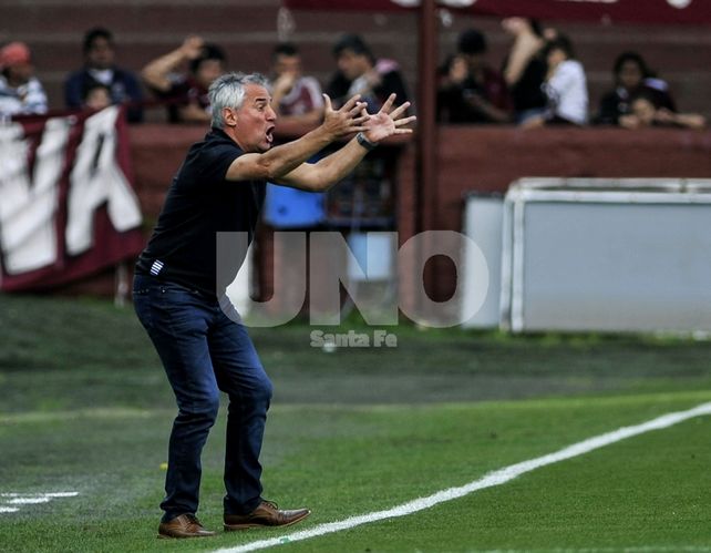 Leo Madelón leyó bien cómo venía el partido y cambió a tiempo para llegar al triunfo. Leo Madelón leyó bien cómo venía el partido y cambió a tiempo para llegar al triunfo.