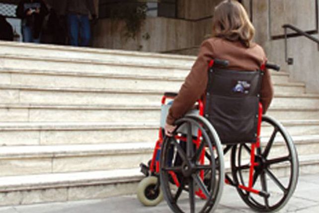 DNI: nuevos equipos móviles para personas con discapacidad