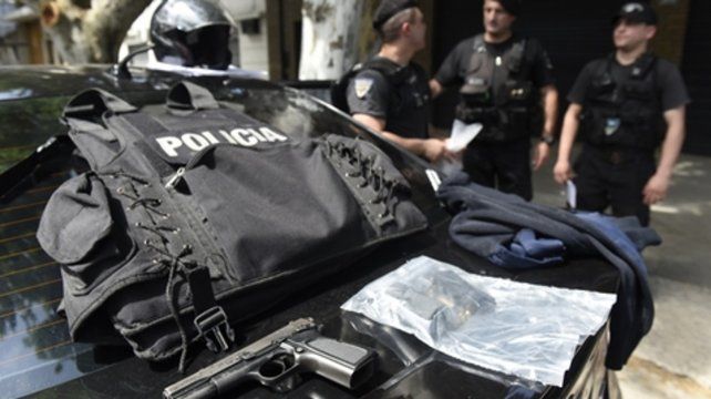 Autorizan a la policía a tener una bala lista para disparar