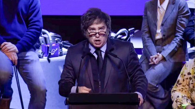 El presidente Javier Milei protagonizó un llamativo acto fallido durante un acto con candidatos en la ciudad de Junín. El presidente Javier Milei protagonizó un llamativo acto fallido durante un acto con candidatos en la ciudad de Junín.