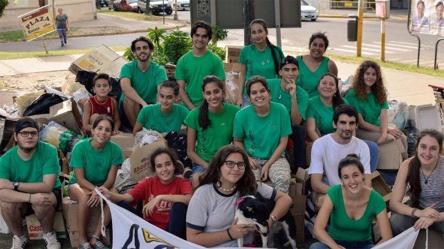 La convocatoria de Ecoclub Paraná es para el 19 de mayo de 15:30 a 19:30 en la plaza Sáenz Peña