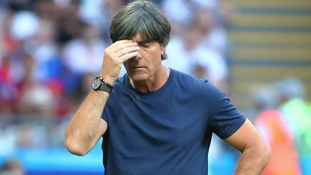 Alemania evaluará el 4 de diciembre la continuidad del DT Joachim Löw.