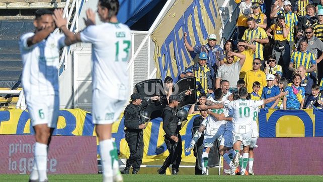 Banfield dio la nota al batir de visitante a Rosario Central