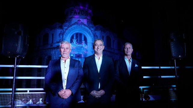 Gabriel Redolfi, de la desarrolladora MSR, el intendente Javkin y Guillermo Nudemberg, en la presentación de la puesta en valor del nuevo emprendimiento que abriría sus puertas a mediados de 2023. 