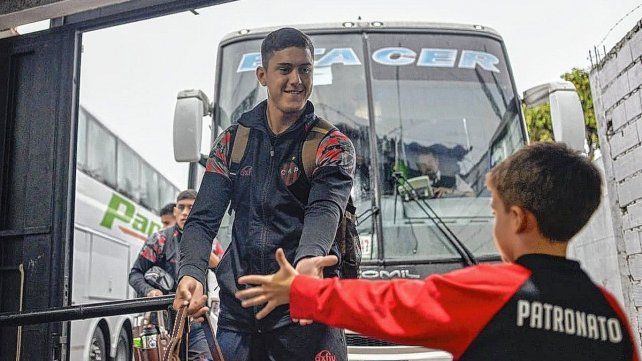 Mateo Burdisso disputó una decena de encuentros con la camiseta de Patronato.