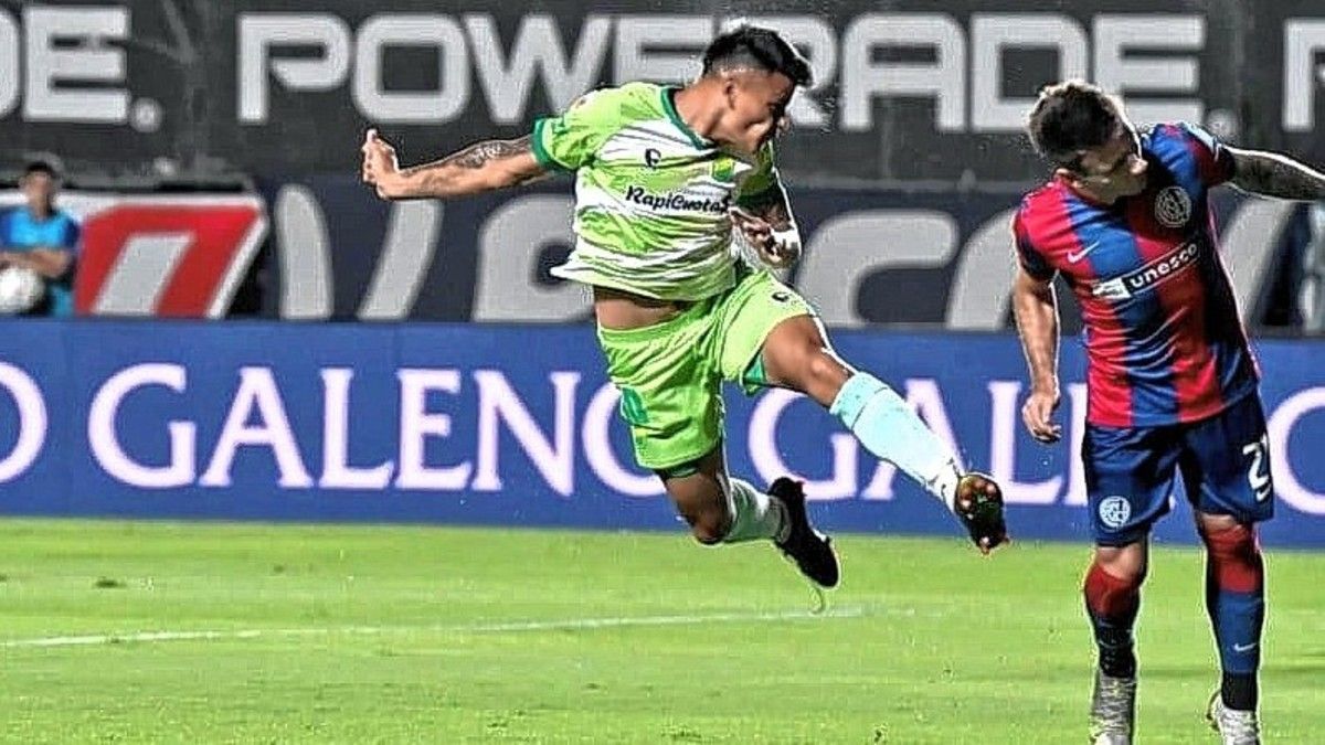 San Lorenzo perdió con Defensa y sigue sin rumbo