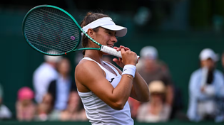 Solana Sierra levantó dos match points y superó la primera ronda. La espera Coco Gauff.