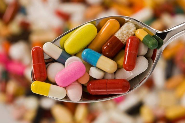 La interacción de medicamentos, sin control profesional, puede generar efectos graves en el organismo 