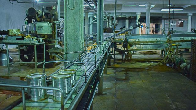 Frigorífico de Santa Elena suspendió a parte de su planta de operarios