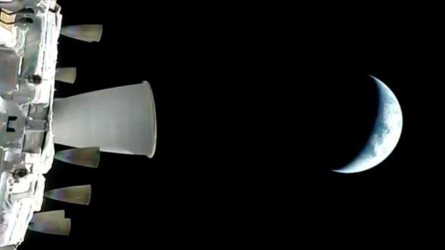 La tripulación de Artemis II transita su segundo día de vuelo hacia la Luna
