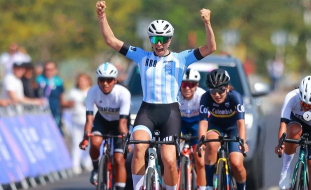 Julieta Benedetti, oro para Argentina en el ciclismo de ruta de los Juegos Suramericanos