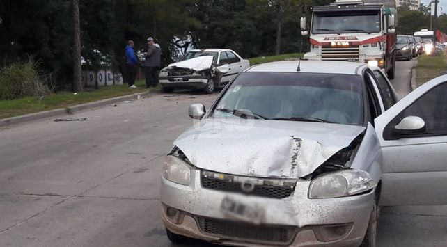 Así quedaron los autos tras el siniestro.