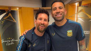 Nicolás Otamendi se retiró de la Selección junto a Messi