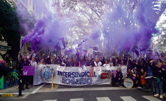 Como desde hace diez años, Rosario otra vez salió a la calle para exigir ni una menos
