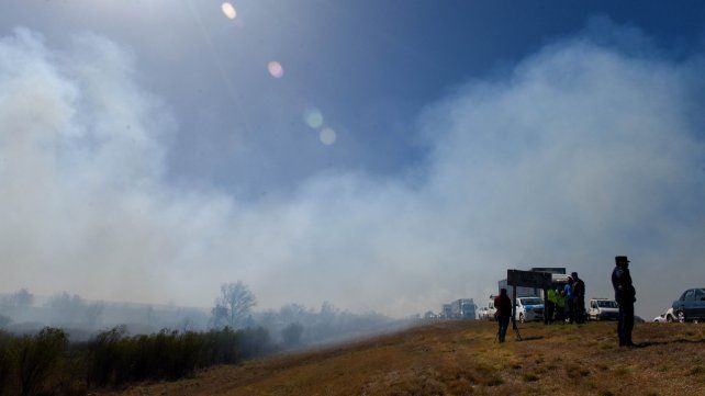 Detuvieron a otras dos personas acusadas de iniciar incendios en las islas