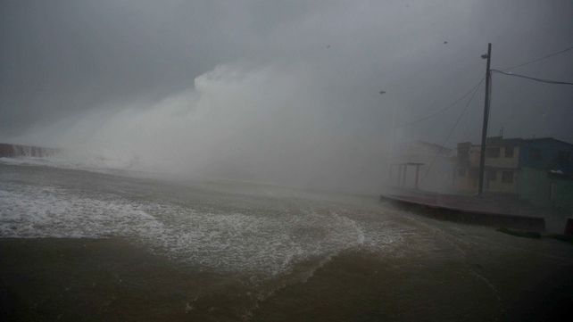 EE.UU: Millones de personas evacuadas por la llegada del huracán Matthew