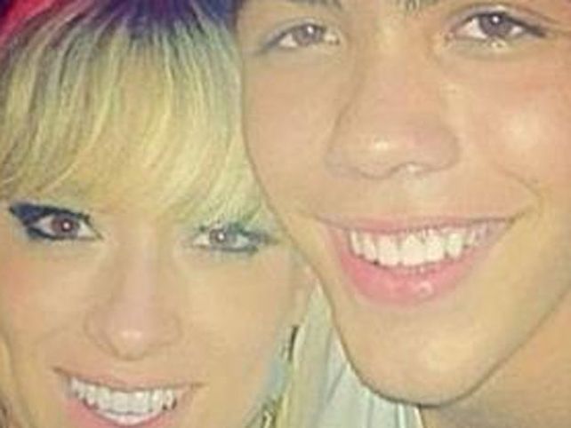 Fotos: el hijo de Ronaldo, de 14 años, con una maestra