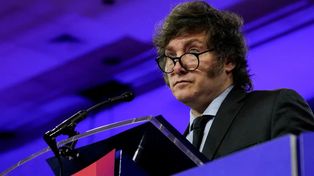 Javier Milei estará en la Feria del Libro de Buenos Aires el 12 de mayo. Su portavoz confirmó que no hará aportes para financiar el evento.&nbsp;