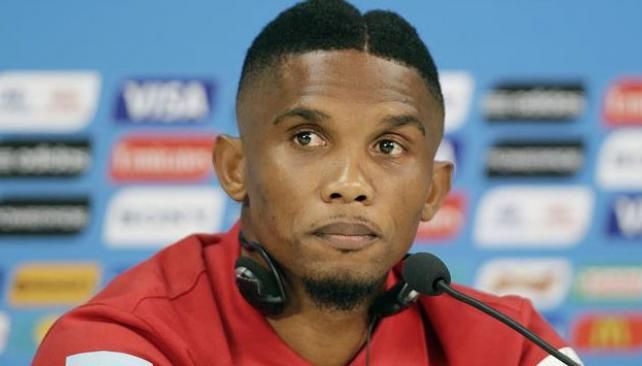 Etoo fue sancionado después de un polémico reclamo