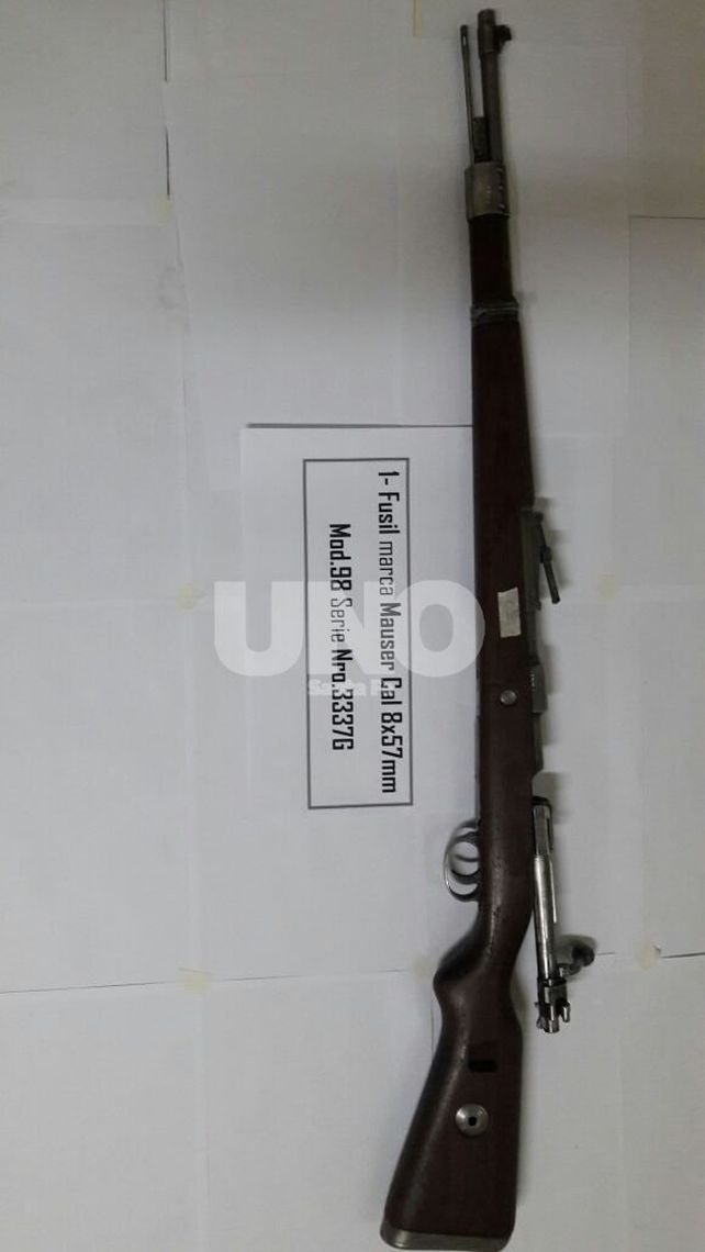 Secuestraron un arsenal de armas y balas de guerra en la casa de una subcomisaria