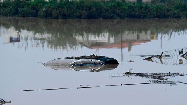 Valencia: más de 50 muertos en el marco de devastadoras inundaciones