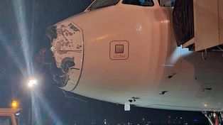 Así quedó la nariz del avión de la aerolínea Latam.&nbsp;