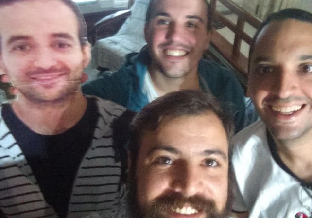 Estuvo en su cumpleaños en Londres y Santa Fe al mismo tiempo