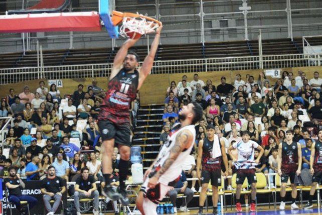 Colón vuelve al Roque Otrino con la urgencia de levantar