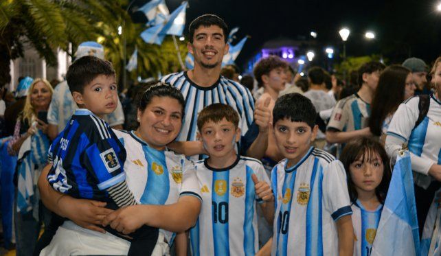 Los festejos en Paraná.