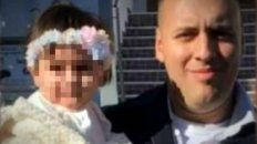 El oficial de la Policía Federal Esteban Lagos se enfrentó con asaltantes armados en un colectivo y fue asesinado. El oficial de la Policía Federal Esteban Lagos se enfrentó con asaltantes armados en un colectivo y fue asesinado.