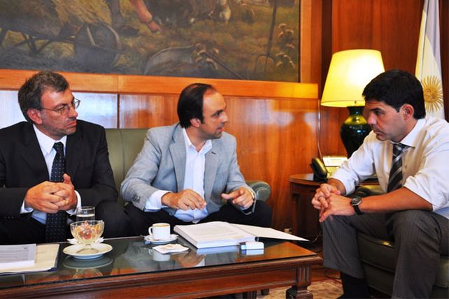 Tren Urbano: Municipio y Nación definirán cuál es el ramal adecuado