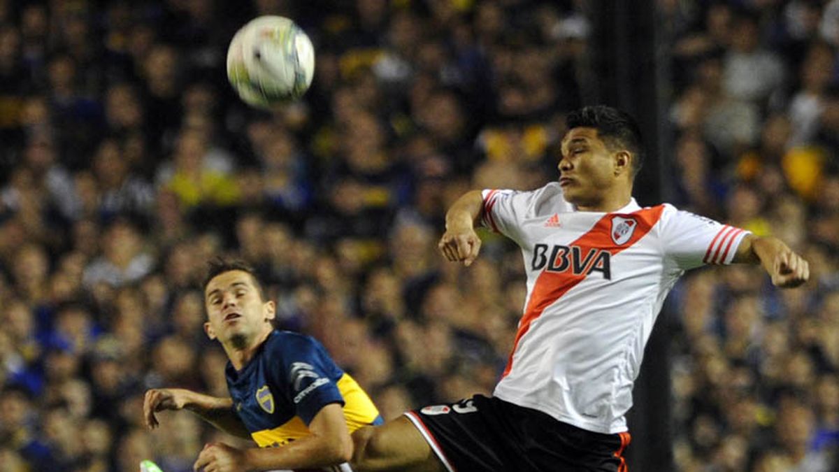 Boca y River empataron sin goles y la serie se definirá en el Monumental