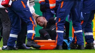 Neymar estará fuera de las canchas por dos meses