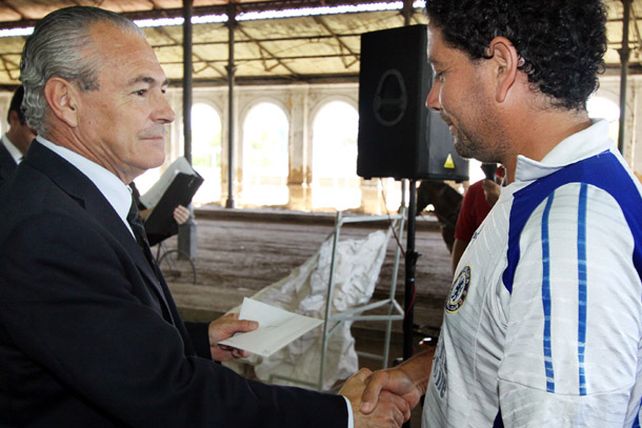 Comenzó la eliminación gradual de los vehículos de tracción a sangre