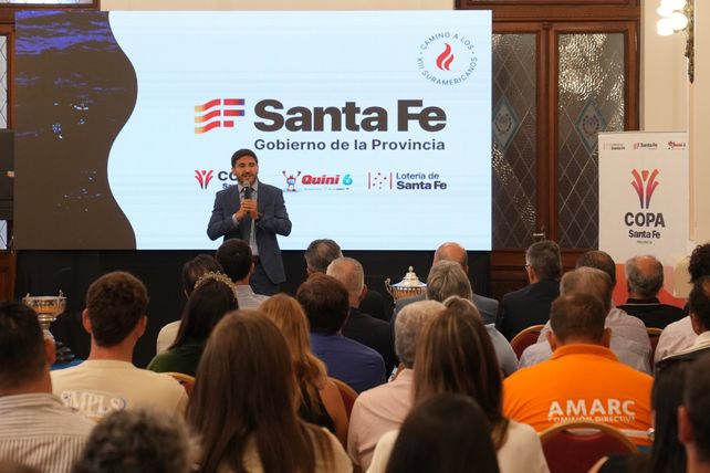 Presentaron la 48° edición de la Maratón Acuática Internacional Santa Fe–Coronda
