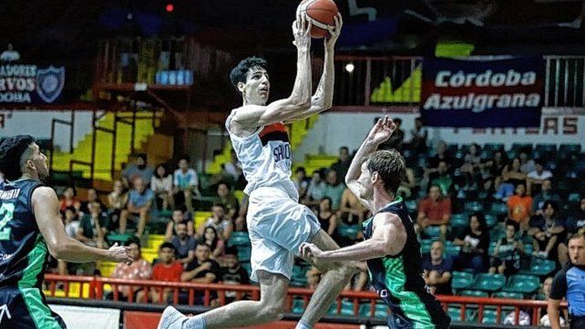 Atenas venció a San Lorenzo y le dio una mano a Unión