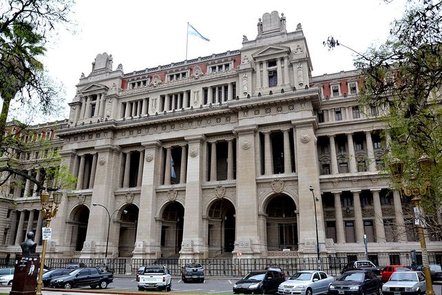 El máximo tribunal de Justicia nacional había activado el martes pasado la demanda por la deuda previsional.