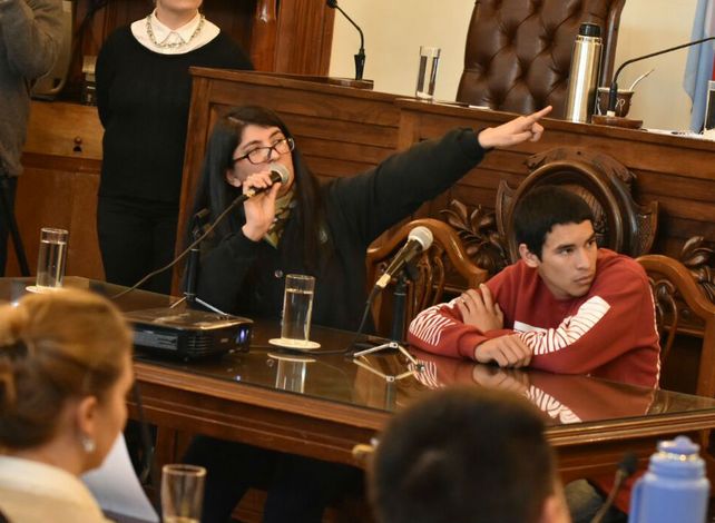 La rectora. Leones expuso sobre la necesidad de la institución.&nbsp;