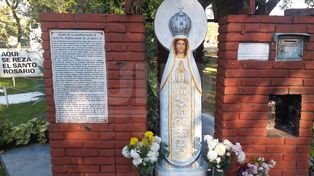 La Virgen vandalizada volvió a su lugar en la Costanera