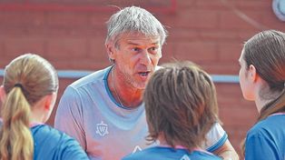 El pibe que podría haber jugado tenis o básquet y es una leyenda del vóley