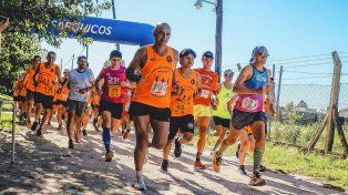 Todo un éxito resultó la maratón Vuelta de los Naranjos que tuvo como lugar de partida y de arribo el Club Atlético Arroyo Leyes.