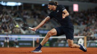 Roland Garros: Zverev le ganó en sets corridos a Jódar y se metió en las semifinales