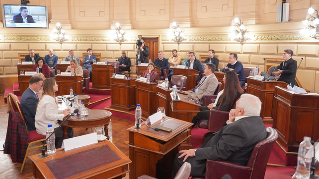 Cinco comisiones de la Convención Reformadora presentaron en tiempo y forma 105 dictámenes.