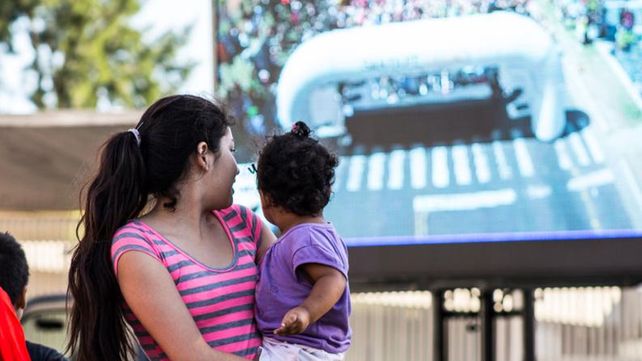 Moviendo el Barrio: juegos, ritmos y cine al aire libre