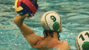 Regatas cayó de local frente a Gimnasia de Rosario por la Liga de Honor de waterpolo.