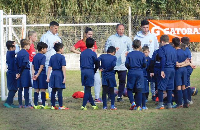 El Barsa Academy pasó por Santa Fe