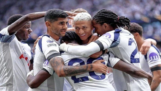 Con Cuti Romero de capitán, Tottenham goleó a Burnley